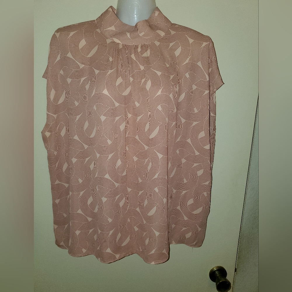 Elegant Pink / Peach Patterned Women's Top By Worthington